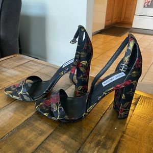 Steve Madden Carrson Block Heel